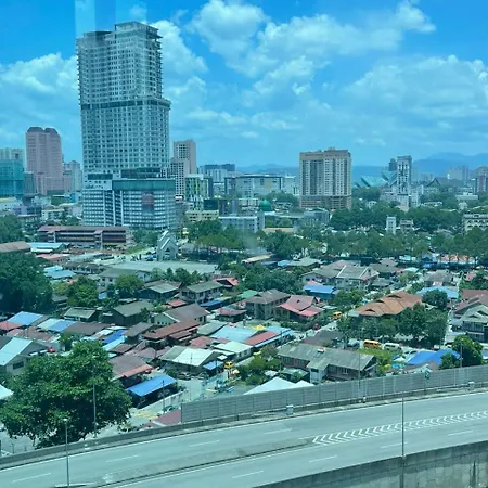 Summer Suites Studio With Balcony Nearby Kl City Centre Kuala Lumpur Exterior photo