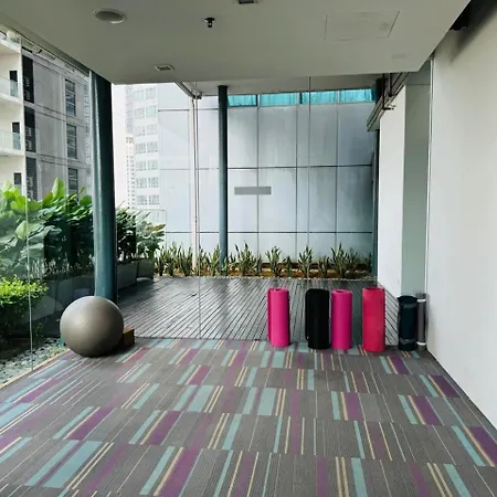 Summer Suites Studio With Balcony Nearby Kl City Centre Kuala Lumpur Exterior photo