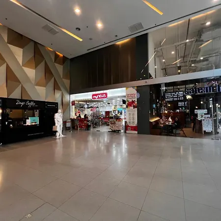 Summer Suites Studio With Balcony Nearby Kl City Centre Kuala Lumpur Exterior photo