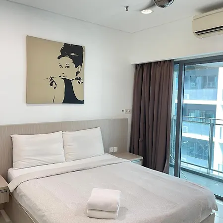 Summer Suites Studio With Balcony Nearby Kl City Centre Kuala Lumpur Exterior photo