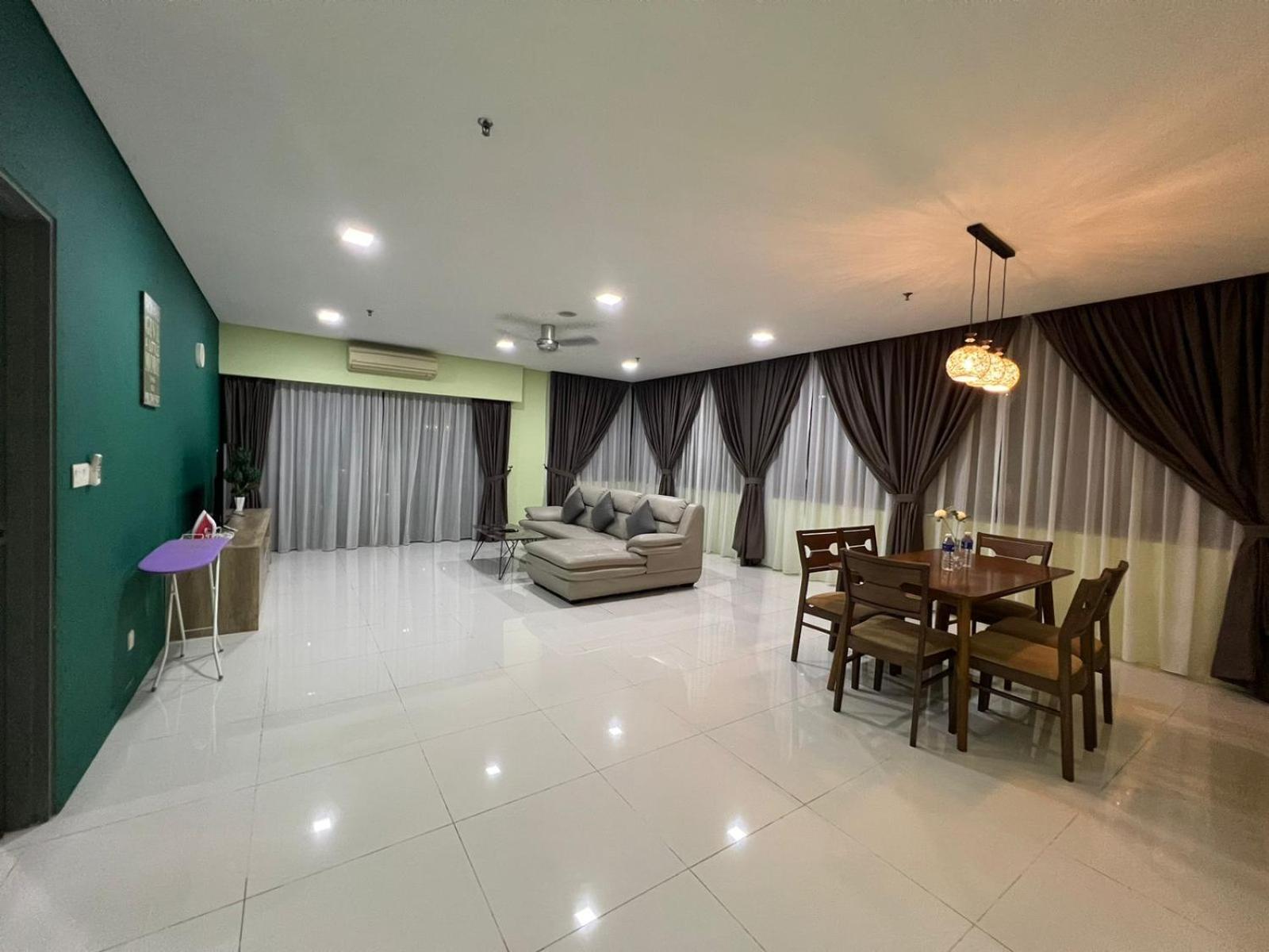Summer With Balcony Nearby Kl Centre Pangsapuri Kuala Lumpur