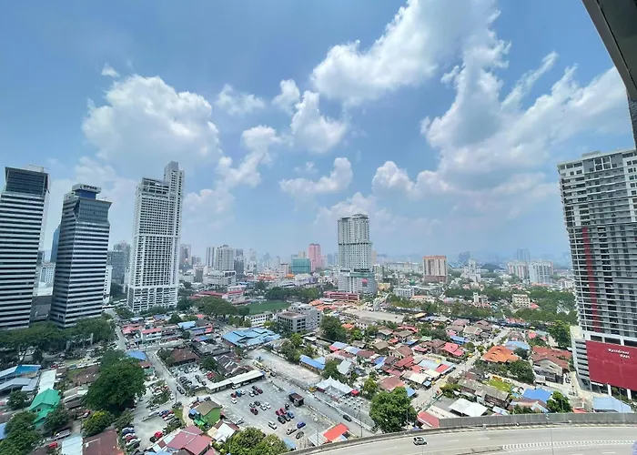 Summer Suites Studio With Balcony Nearby Kl City Centre