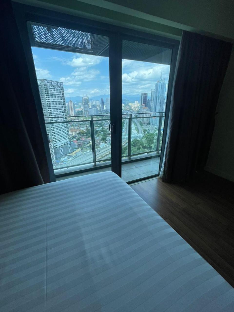 Summer With Balcony Nearby Kl Centre Apartment *