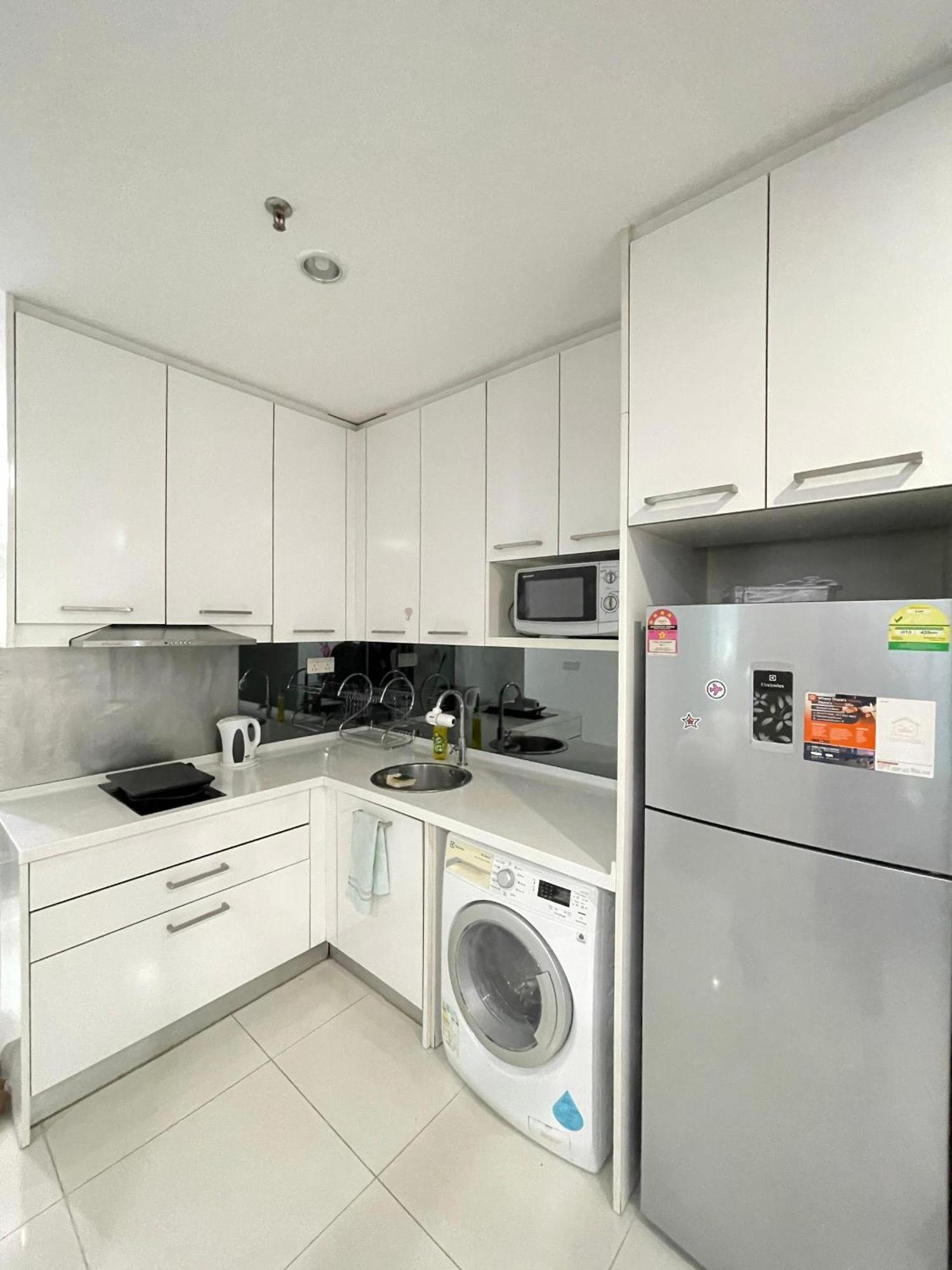 Summer With Balcony Nearby Kl Centre Apartment *