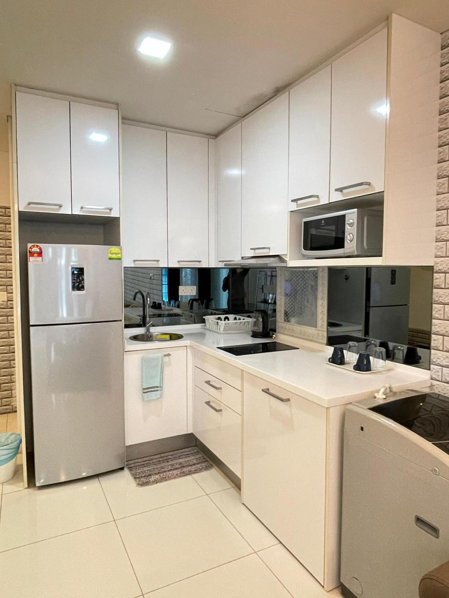 Apartment Summer With Balcony Nearby Kl Centre Kuala Lumpur