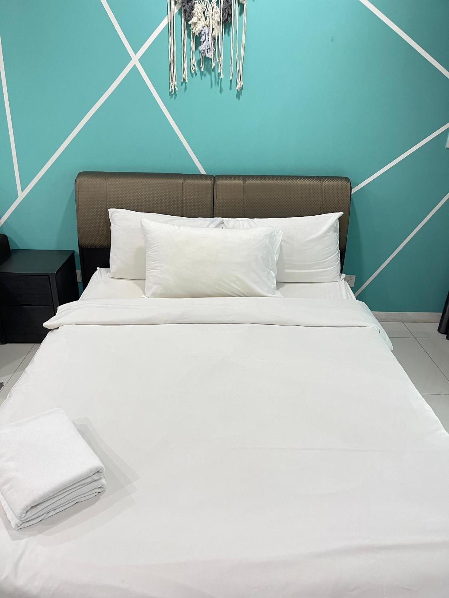 Apartment Summer With Balcony Nearby Kl Centre Kuala Lumpur
